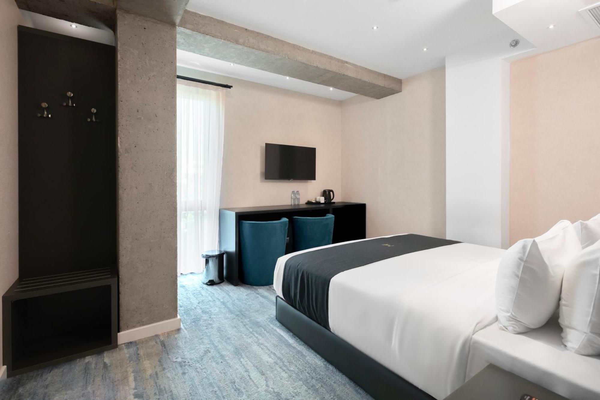 M 1 T Hotel Tbilisi Luaran gambar