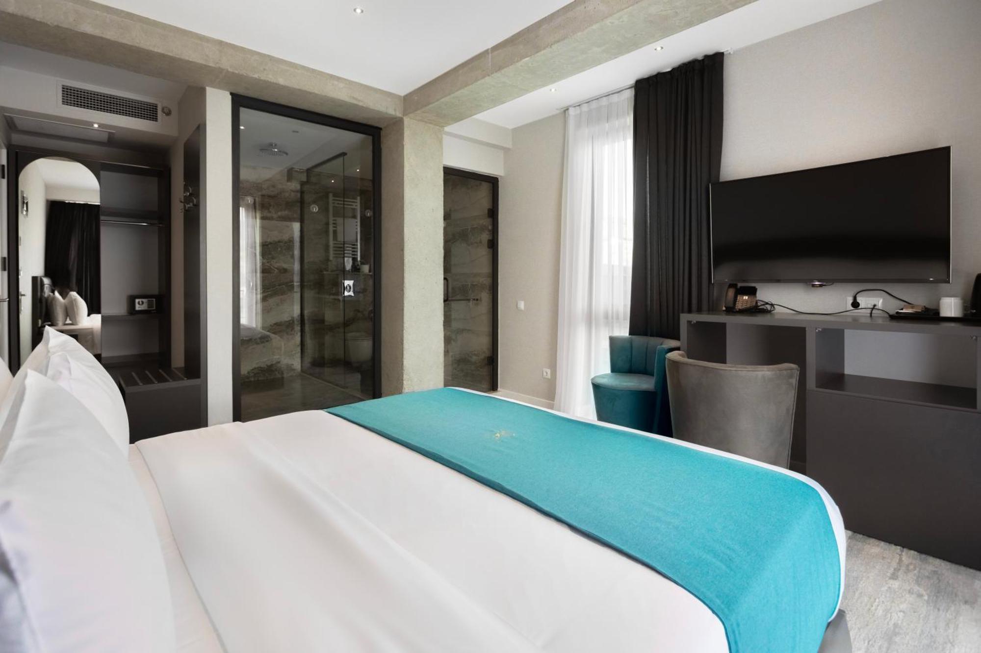 M 1 T Hotel Tbilisi Luaran gambar